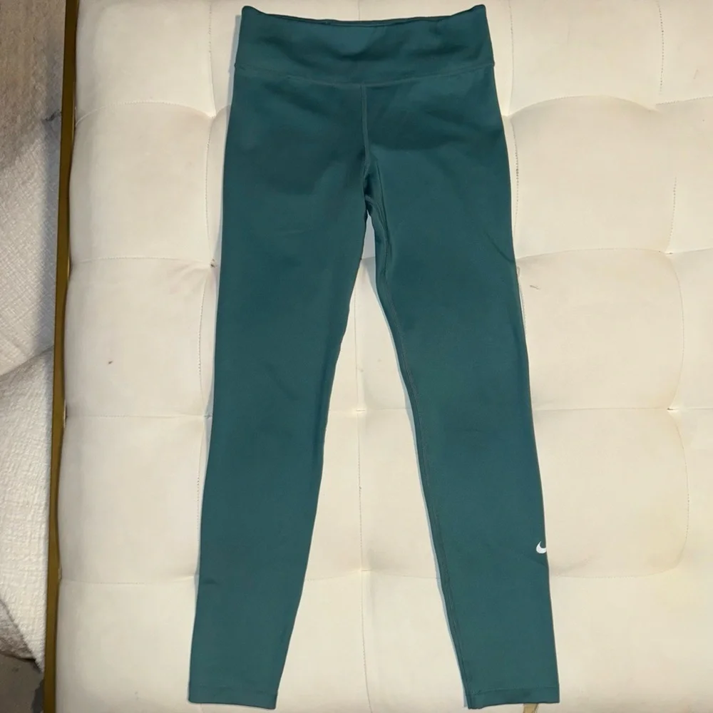 Nike Girls' Dri-FIT One Leggings- teal- size medium